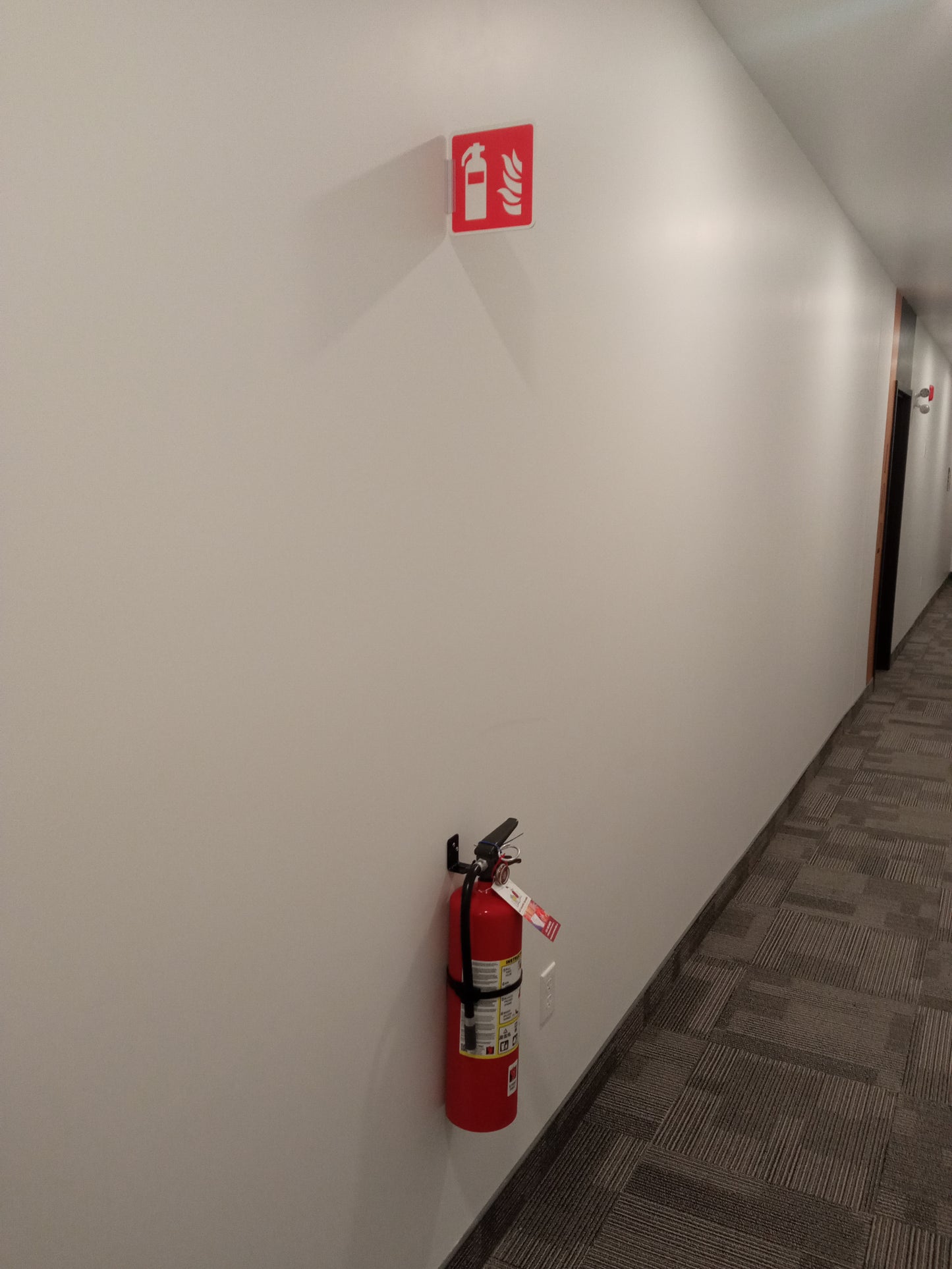 Affiche de Sécurité ISO "Extincteur" |  Autocollante ou en L sur Sintra